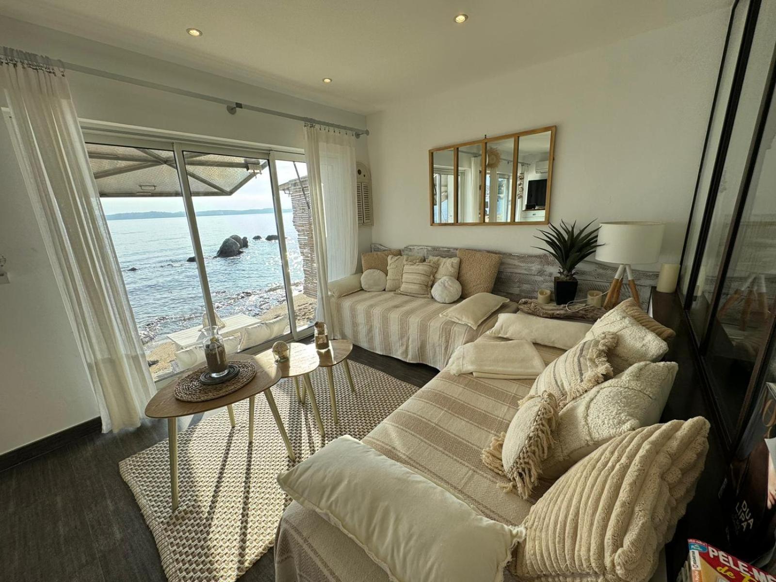 Lou Cabanou Apartment Sainte-Maxime Ngoại thất bức ảnh